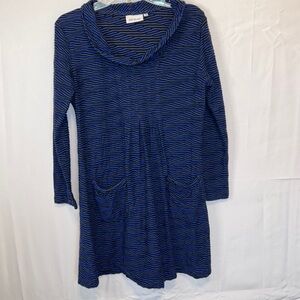 APT Designs size medium dress. Blue gray, and black.3/4 sleeves.